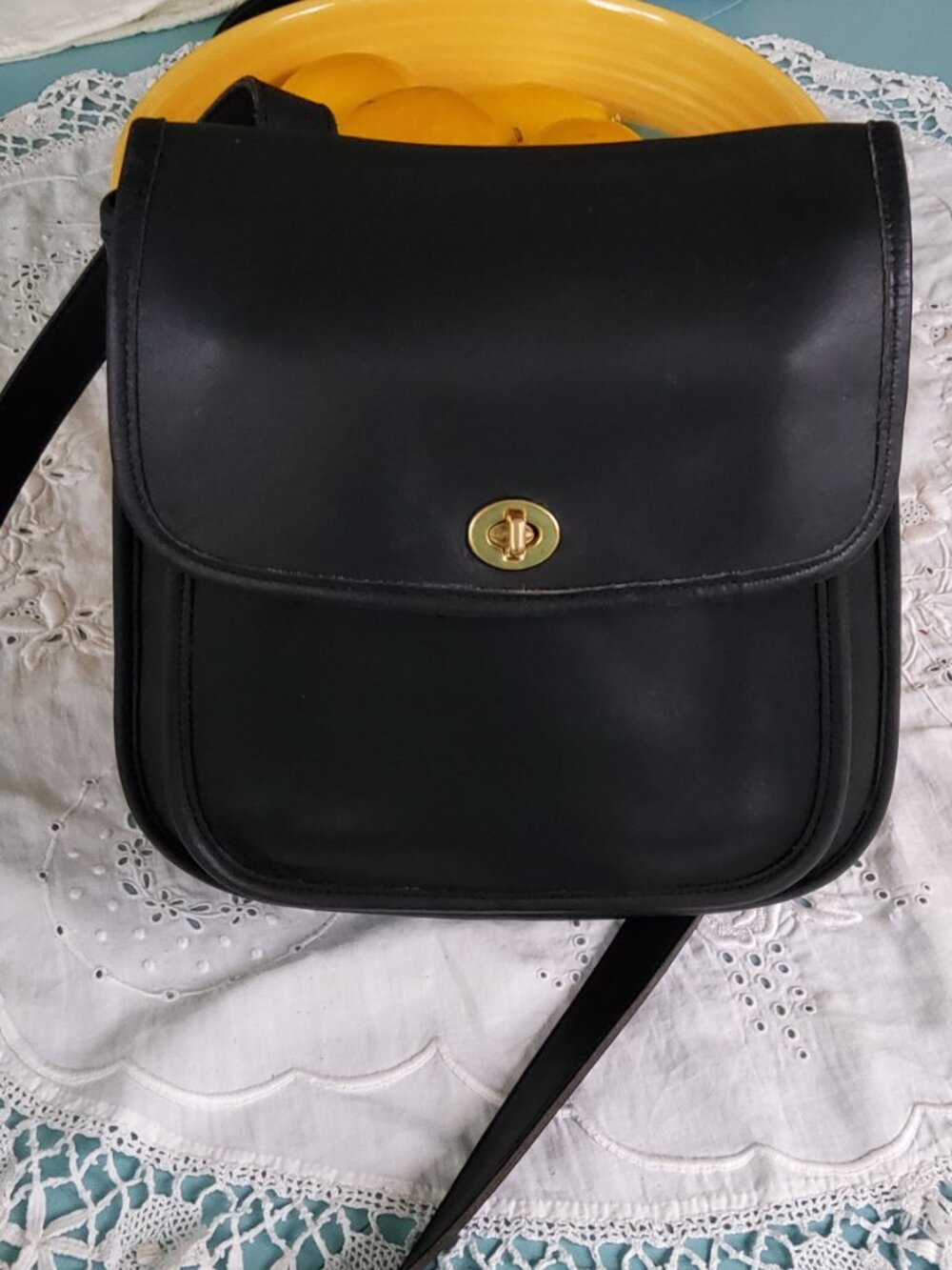 Vintage Coach Large Sidepack in Black 9979
